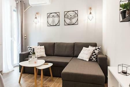 Cozy Studio 50M From Sea 아테네 외부 사진