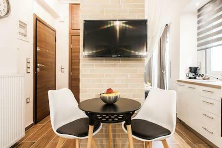 Cozy Studio 50M From Sea 아테네 외부 사진