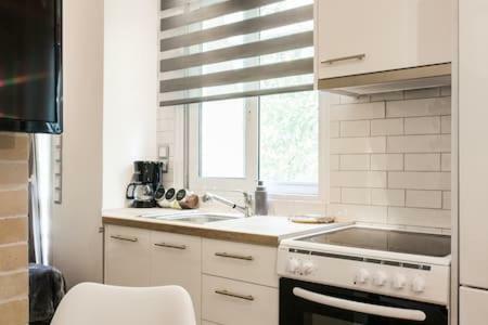 Cozy Studio 50M From Sea 아테네 외부 사진